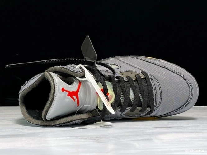 Air Jordan CT8480-001 Black x 5 Off-White 0828